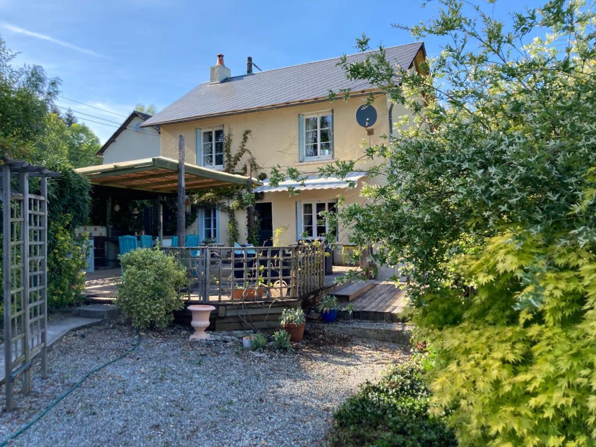 La Maison Charmante D'Elisabeth Saint-Ybard Eksteriør bilde
