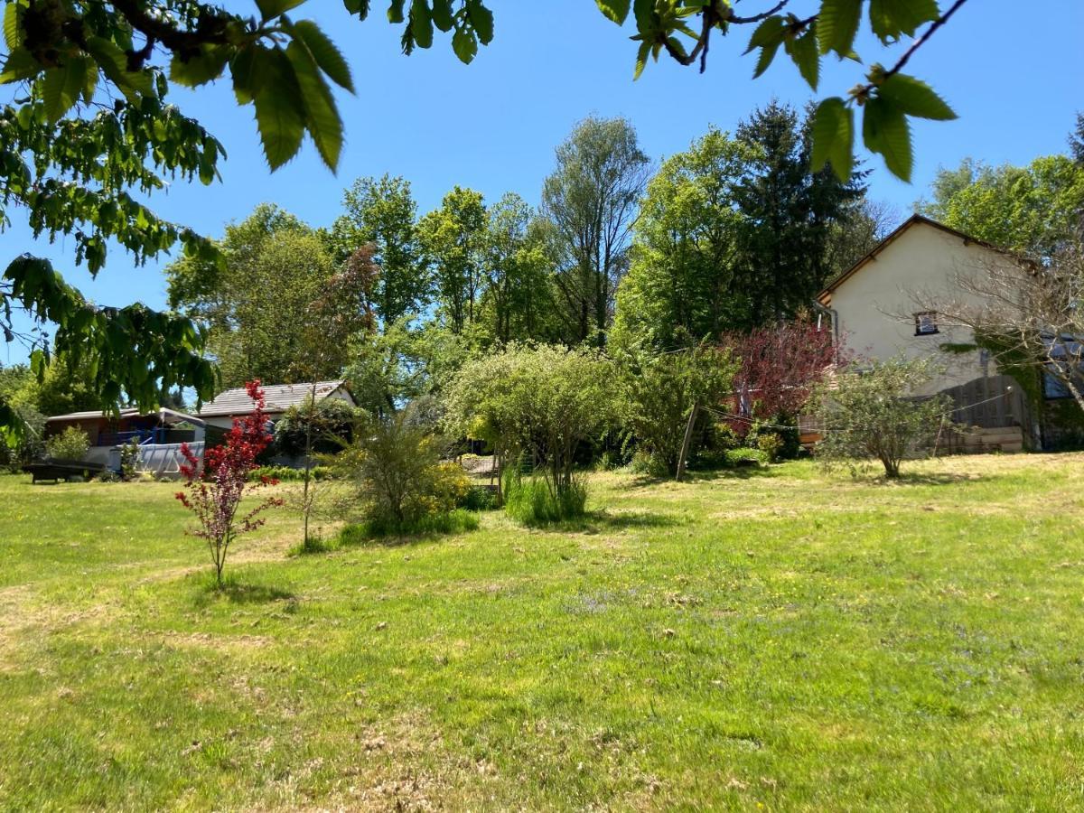 La Maison Charmante D'Elisabeth Saint-Ybard Eksteriør bilde