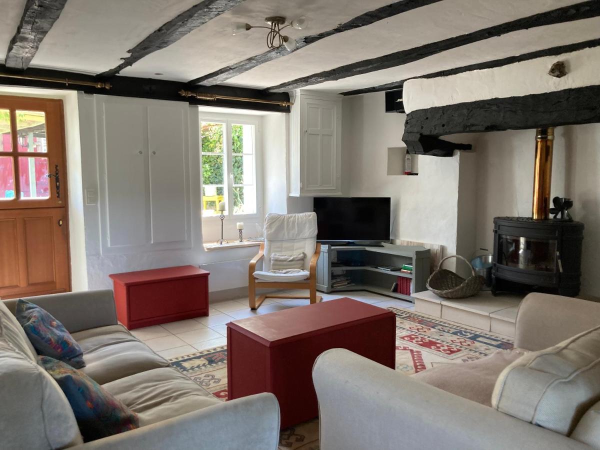 La Maison Charmante D'Elisabeth Saint-Ybard Eksteriør bilde